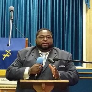 Meet your Posher, Jonathan